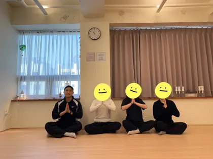 요가 체험 단체 사진